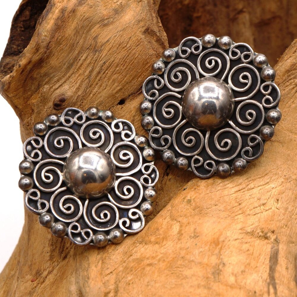 Vintage Concho Domed & Swirly Sterling Silver Stud Earrings Mexico Clip-on